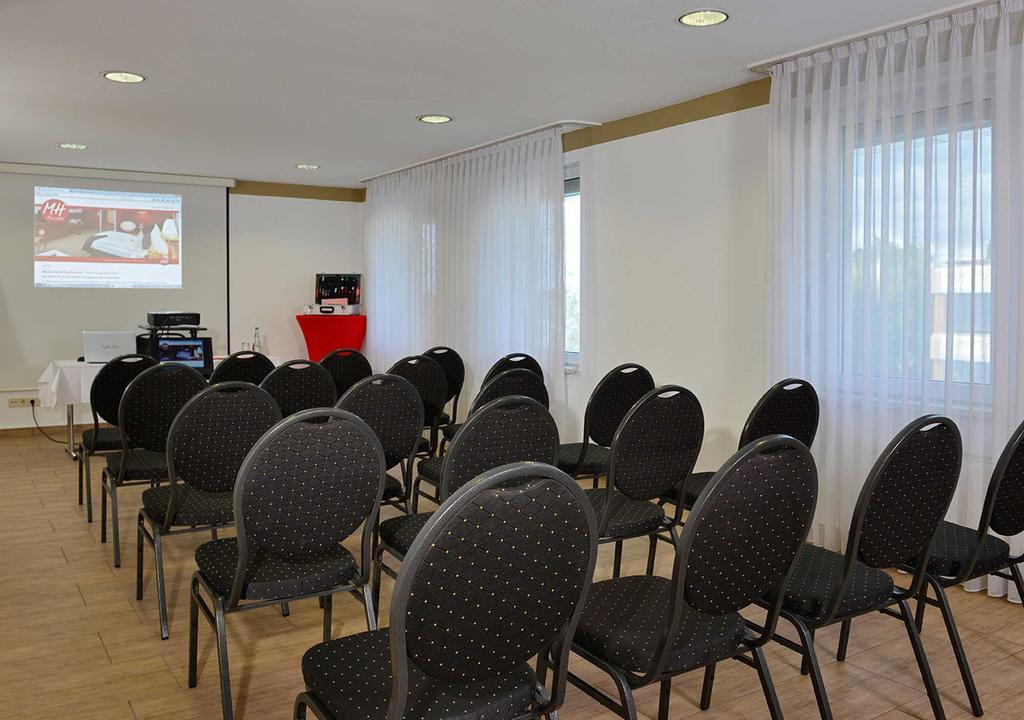 Michel Hotel Frankfurt Airport Rüsselsheim Dış mekan fotoğraf