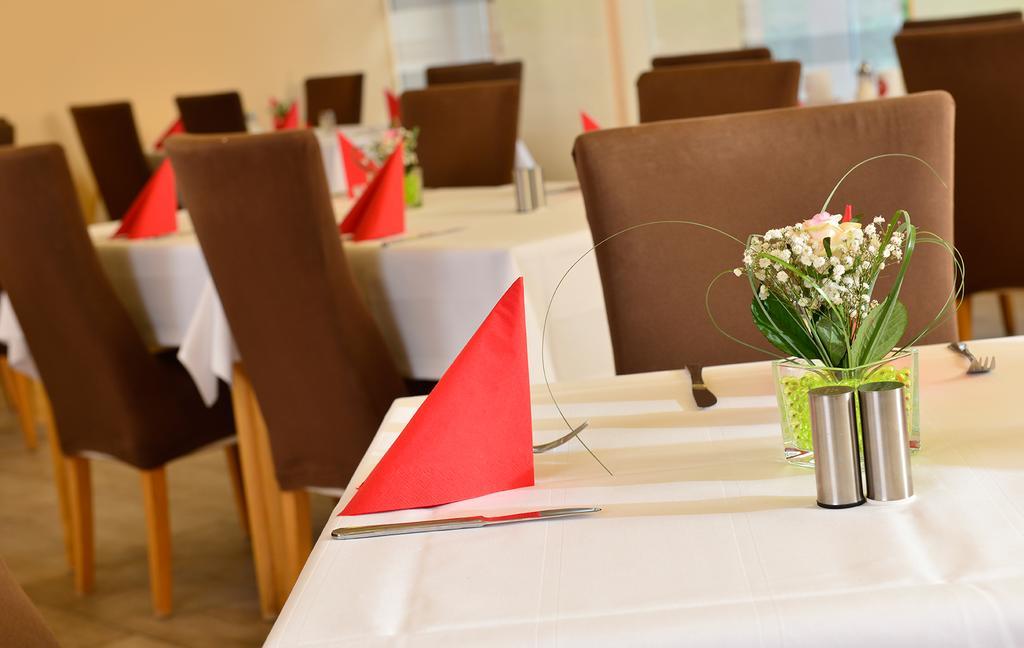Michel Hotel Frankfurt Airport Rüsselsheim Dış mekan fotoğraf