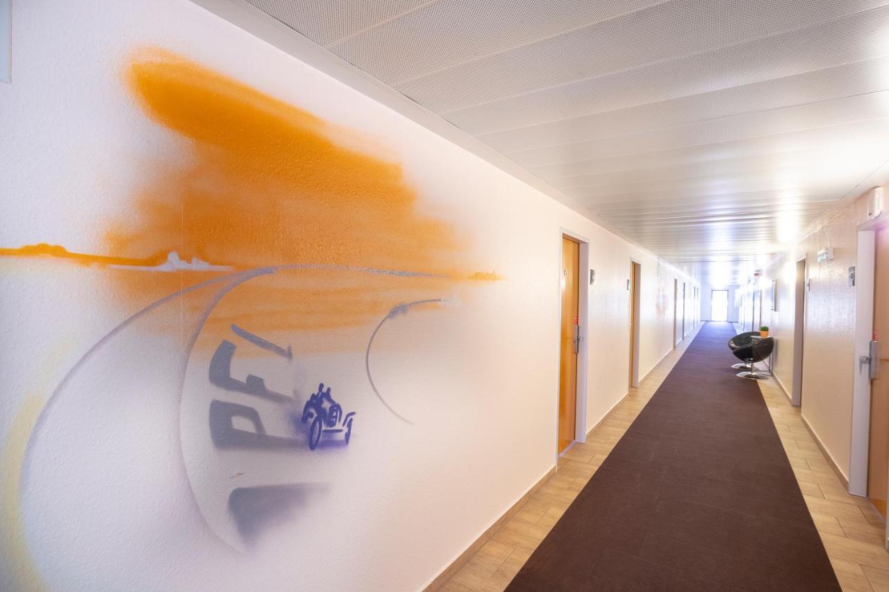 Michel Hotel Frankfurt Airport Rüsselsheim Dış mekan fotoğraf